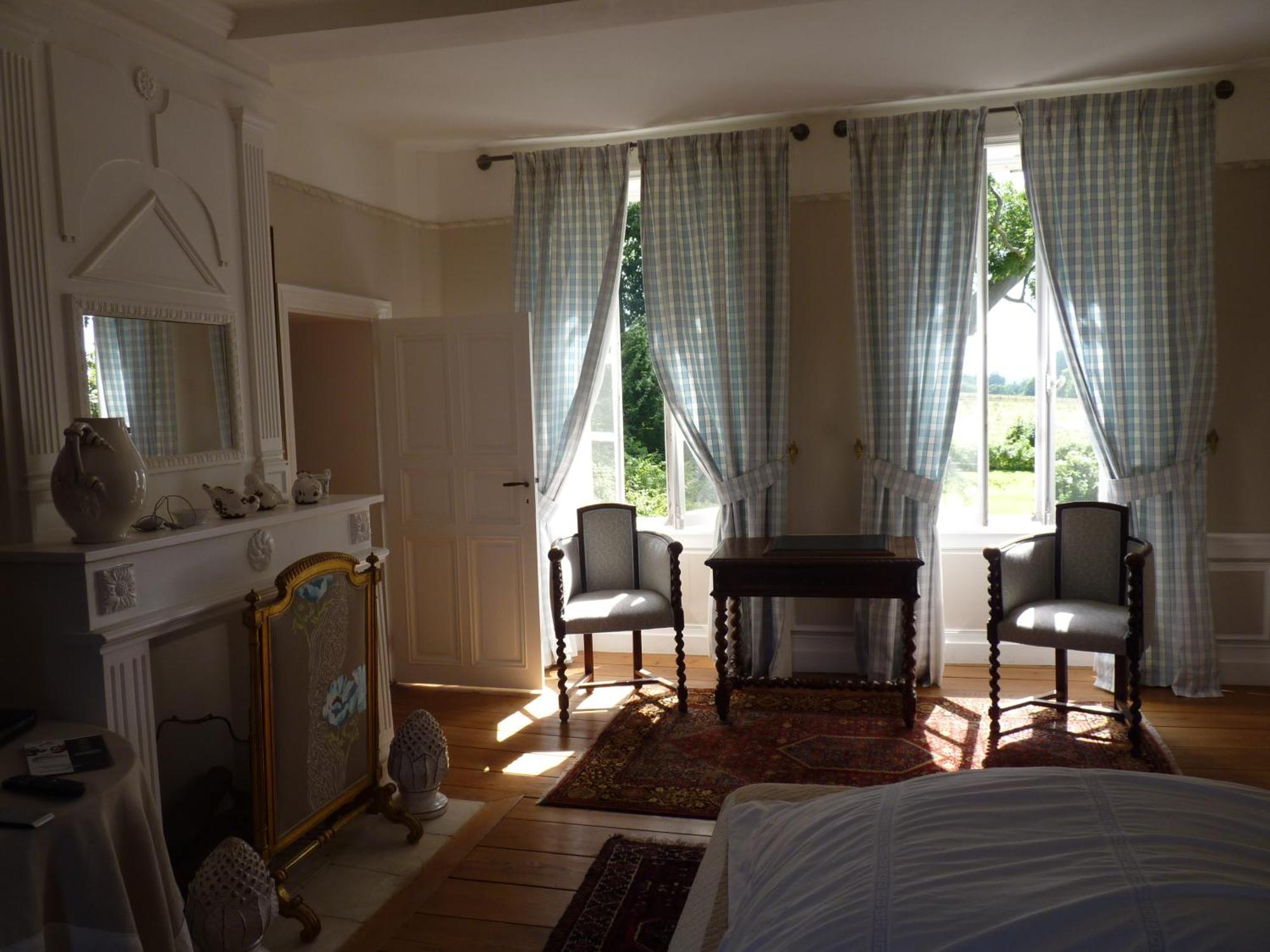 Chambres D'Hotes Le Petit Sully Esterno foto